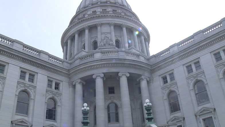 A photo of Wisconsin's Capitol building in Madison