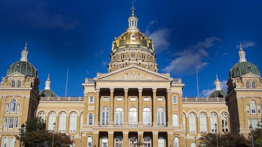 Iowa senators to meet to discuss public pension system