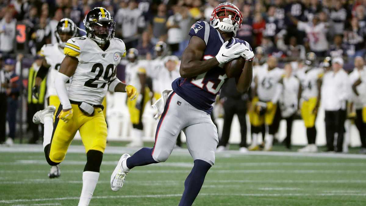 Patriots rout Steelers 33-3 in opener