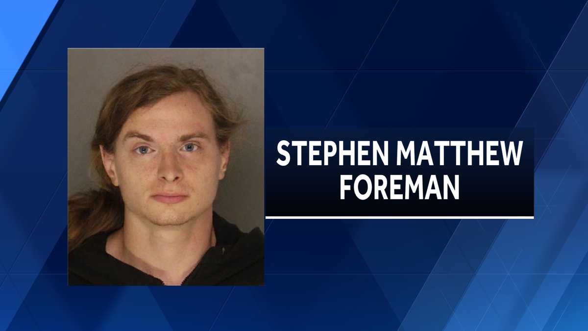 'It’s a movie prop' Man spotted with what appeared to be a gun inside