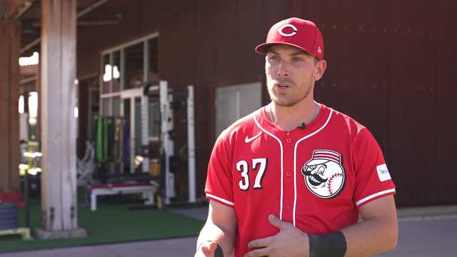 Revamped pitching staff, more time behind plate renewing confidence for Reds' Stephenson ahead of 2024 - Vimarsana News