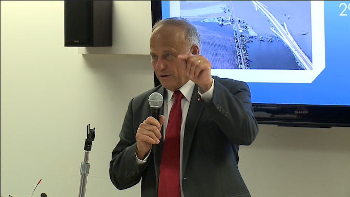 rep steve king held a stakeholders meeting to talk about flood control efforts