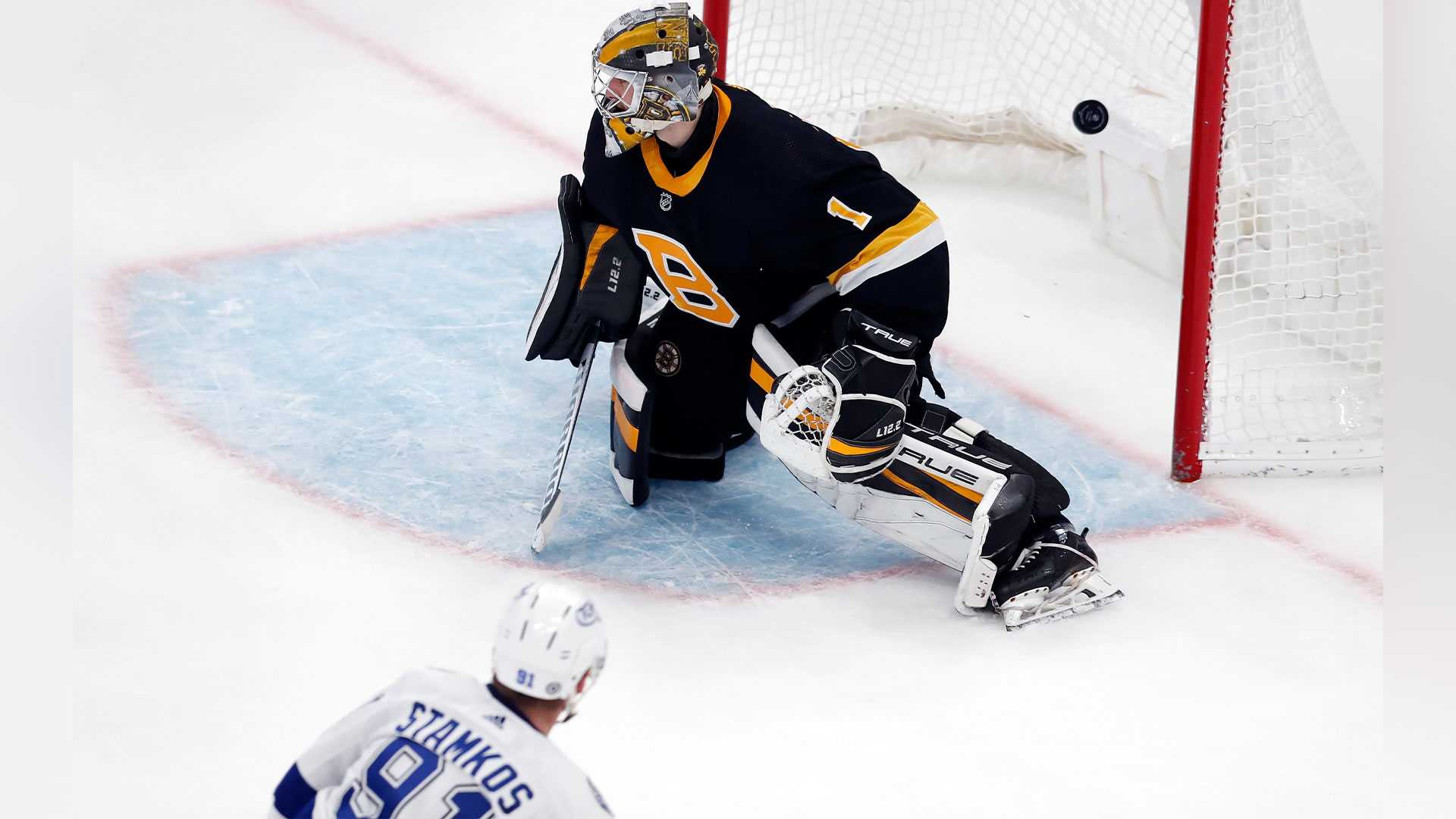 Steven Stamkos Scores In Overtime To Lead Lightning Past Bruins