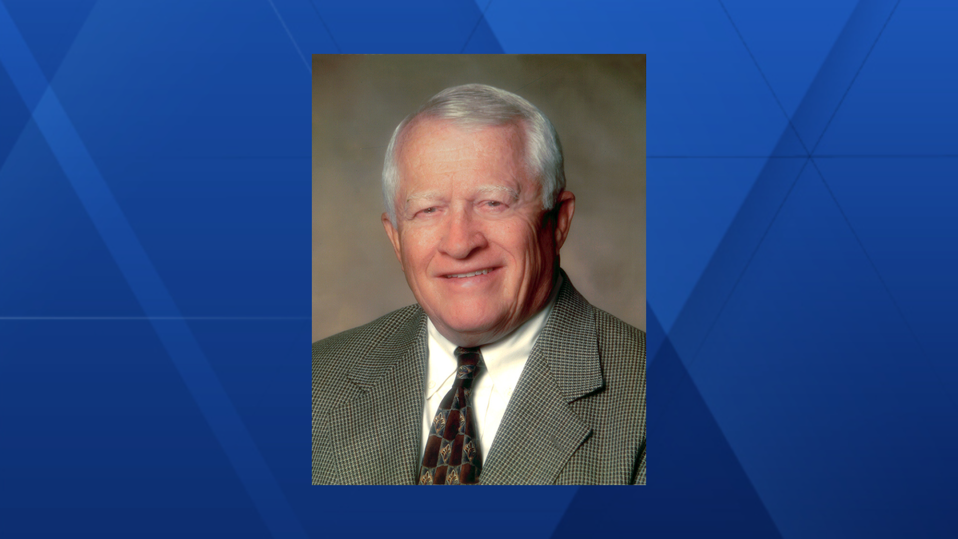 kcci.com - Chad Thompson - Stew Hansen, a well-known leader in Iowa's auto industry, has died