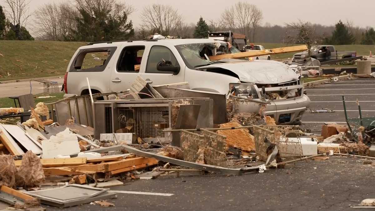 Tornadoes kill 3 and leave trails of destruction in the central US