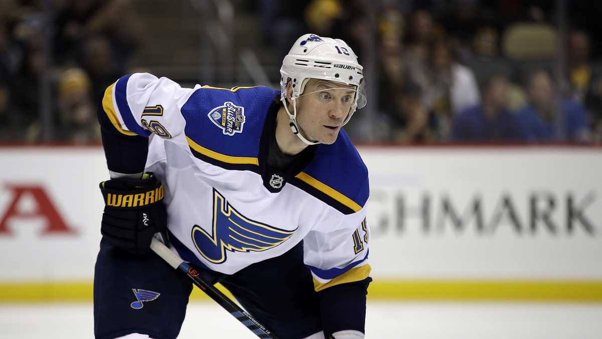 Blues' Jay Bouwmeester alert after 'cardiac episode' on bench at