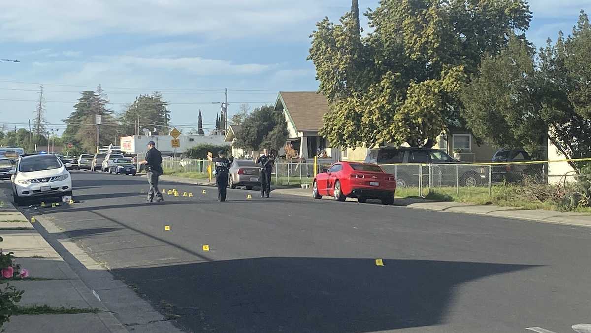 Trois personnes ont été blessées dans une fusillade alors qu’elles conduisaient à Stockton