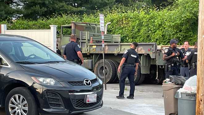 Pursuit of stolen vehicle from Harford County ends in city