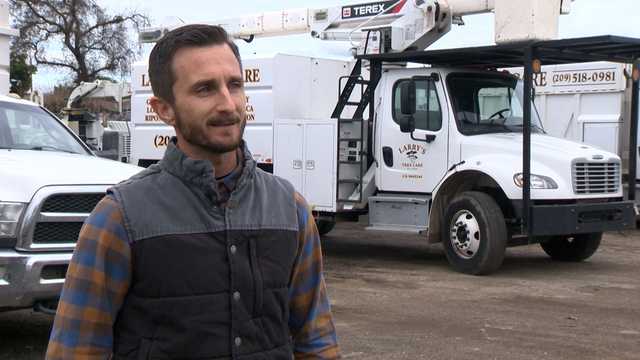 Crews gear up for strong winds, potential power outages Sunday - Vimarsana News