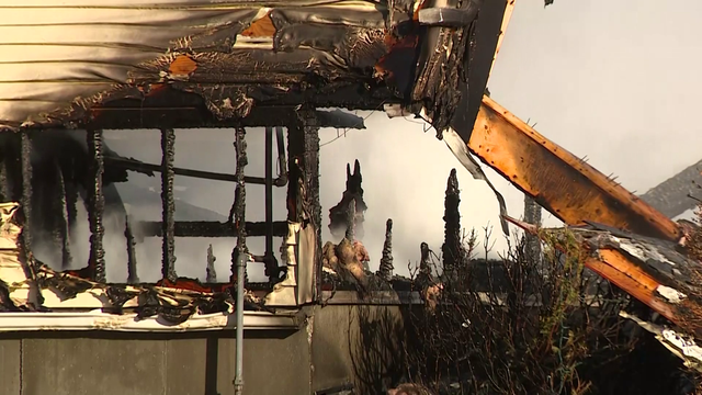 Oxygen tanks explode, fuel 'astounding' Massachusetts fire - Vimarsana News
