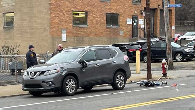 Bicyclist taken to hospital after being struck by car in Pittsburgh's Strip District - Vimarsana News