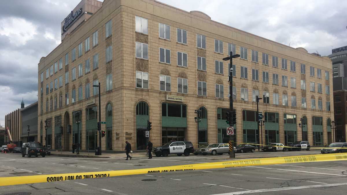 Photos Shooting At Journal Sentinel Building