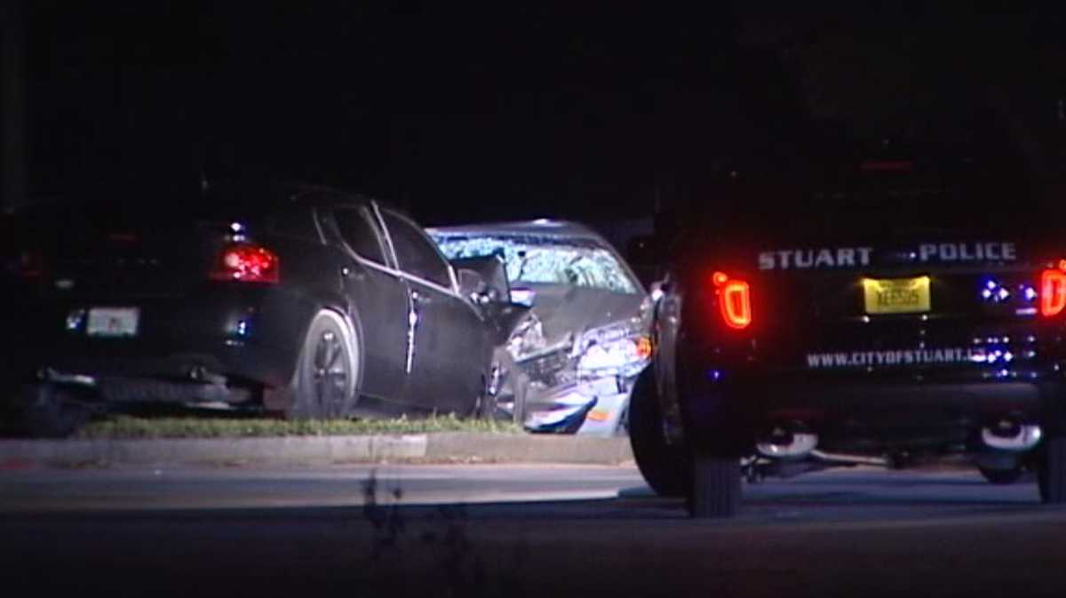 One dead after fatal crash in Stuart