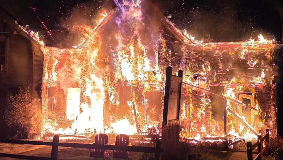 Four‑alarm Fire Destroys Sugarbush Clubhouse, Pub