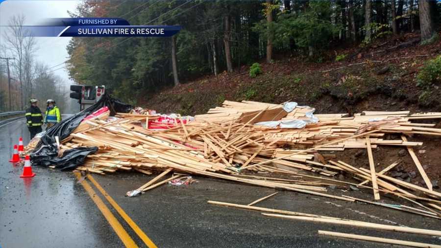 Lumber truck rollover causes road closure in Sullivan