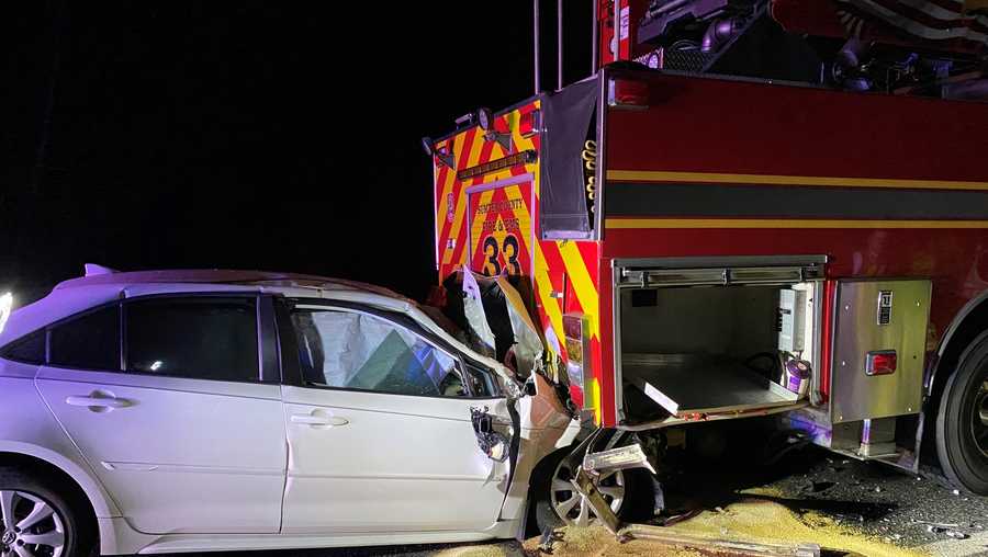 2 killed when speeding car crashes into firetruck near West