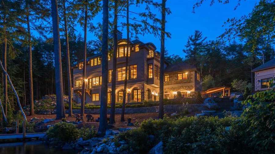 Mansion Monday Massive Estate On The Lake In Sunapee