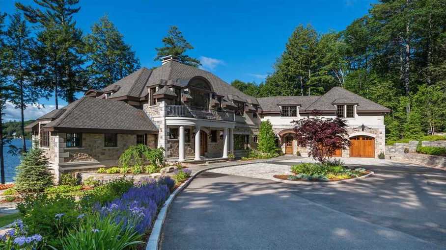 Mansion Monday Massive estate on the lake in Sunapee