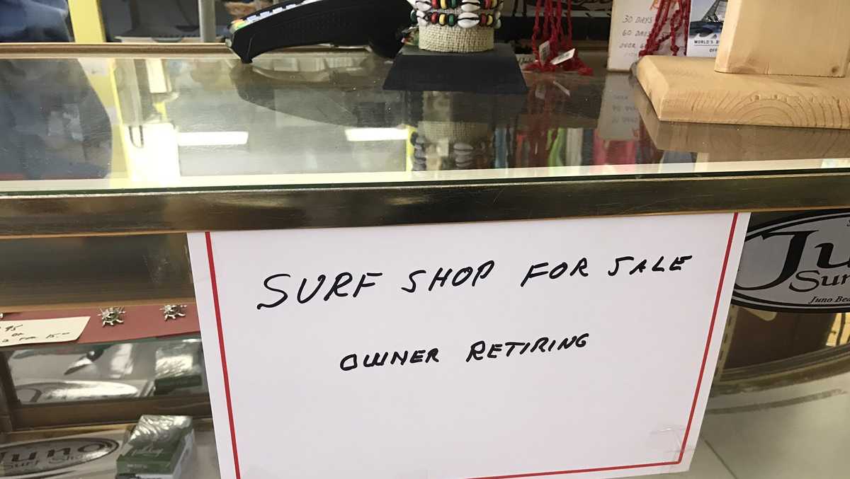 Juno Beach landmark closing shop