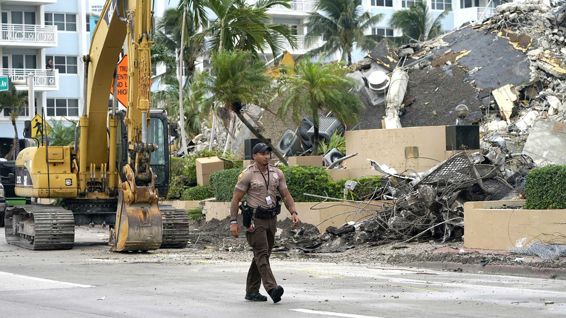 Search at collapsed Florida condo shifting from rescue to recovery operation - Vimarsana News