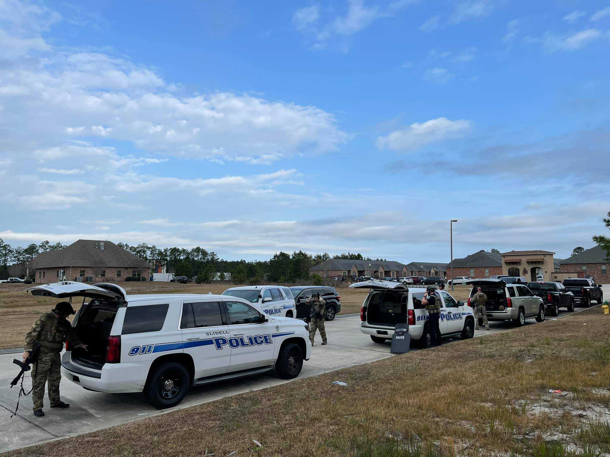 Man Barricaded At Slidell Apartment Complex Surrenders Peacefully ...