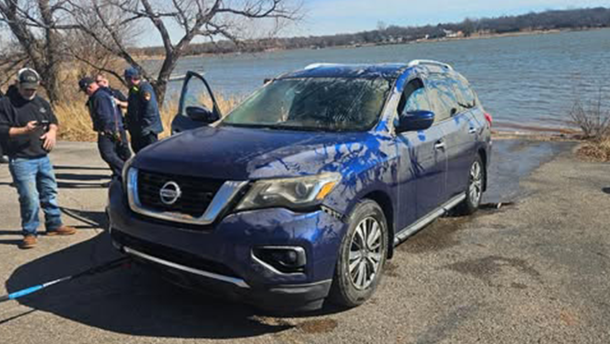 Stolen car pulled from Guthrie Lake day after being found submerged near boat ramp