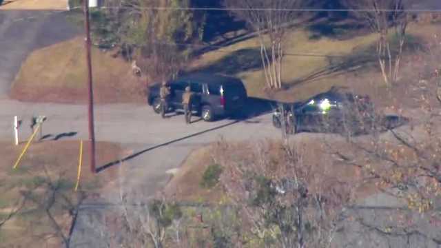 South Carolina: school officials revise student dismissal as SWAT surrounds nearby home - Vimarsana News