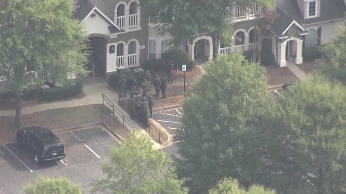 US Marshals conducting active investigation at Greenville apartment complex