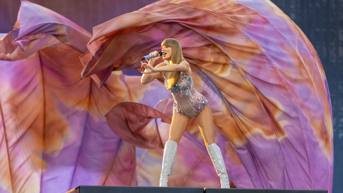 PHOTOS: Taylor Swift performs night one of Eras Tour in Cincinnati