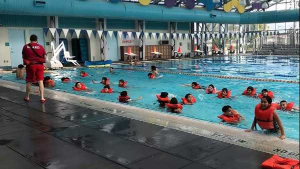 the salinas aquatic center is operated by the central coast ymca and offers a variety of aquatic and swimming programs