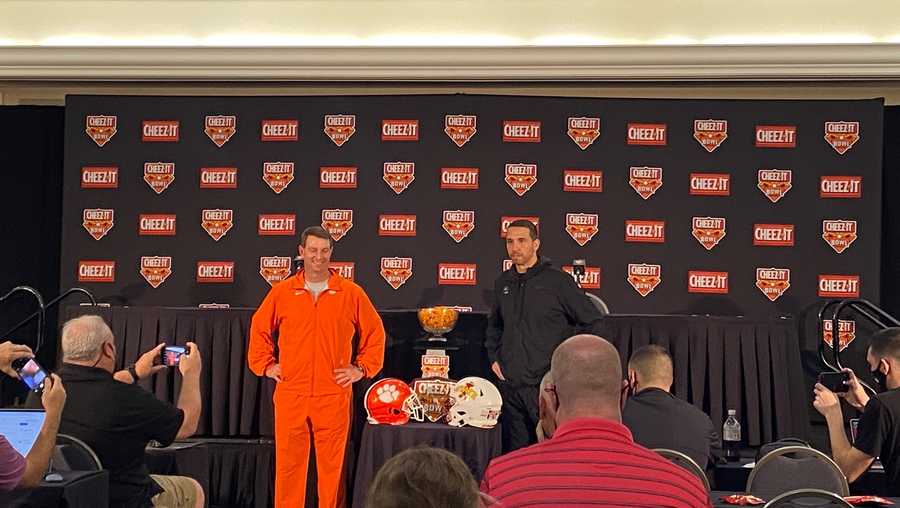 Swinney and Campbell preview the Cheez-It Bowl