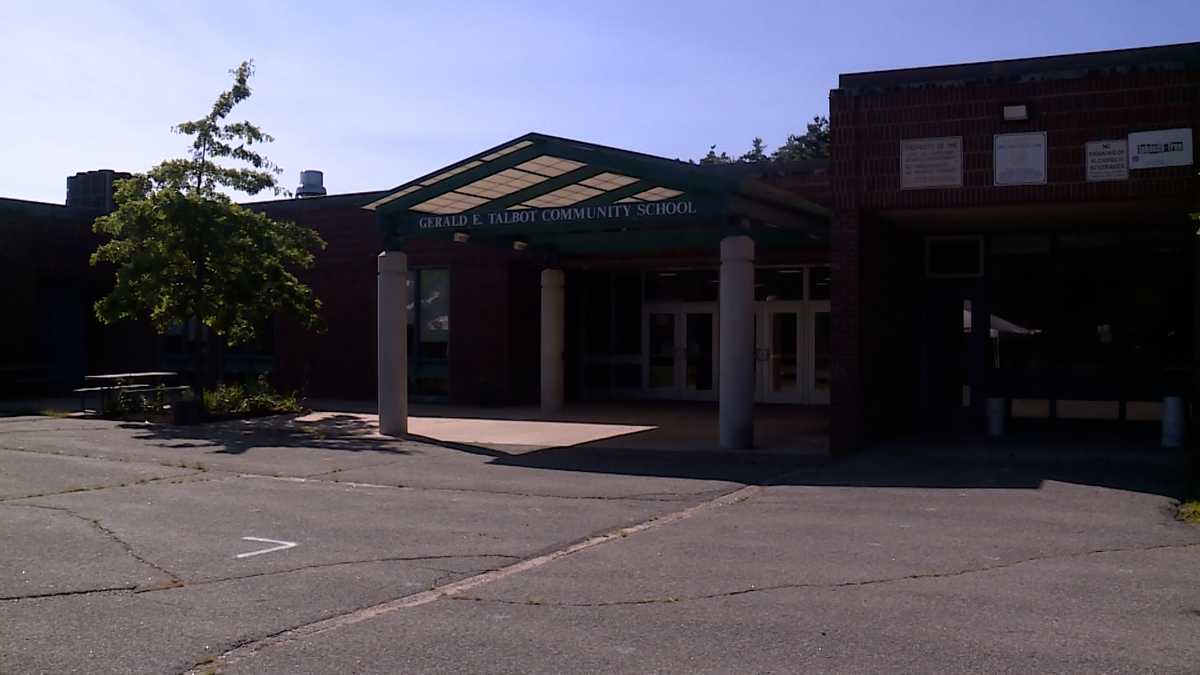Parent taken into custody near Portland school was detained by ICE