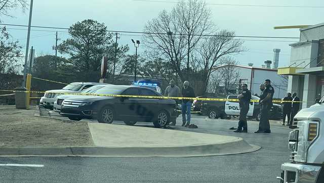 Man airlifted to hospital after shooting outside Talladega McDonald's restaurant