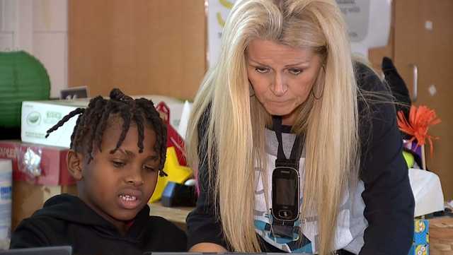 Tammy Murphy teaching coding and life lessons - Vimarsana News