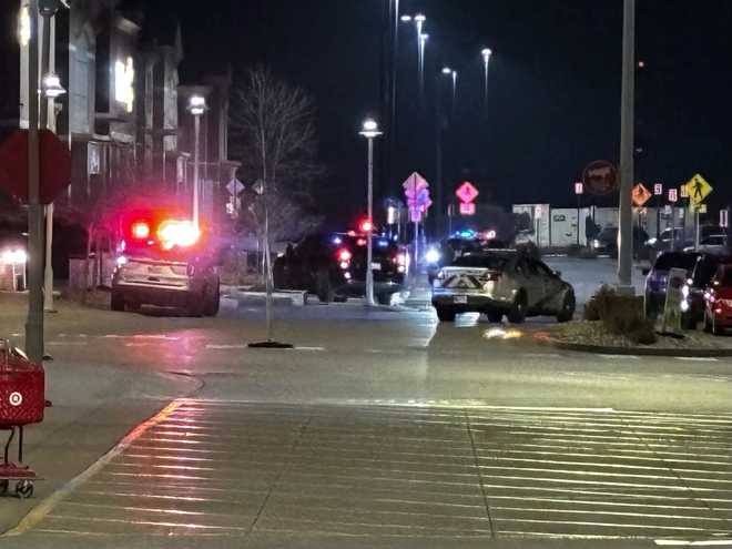 Police&#x20;investigation&#x20;at&#x20;Middletown&#x20;Walmart