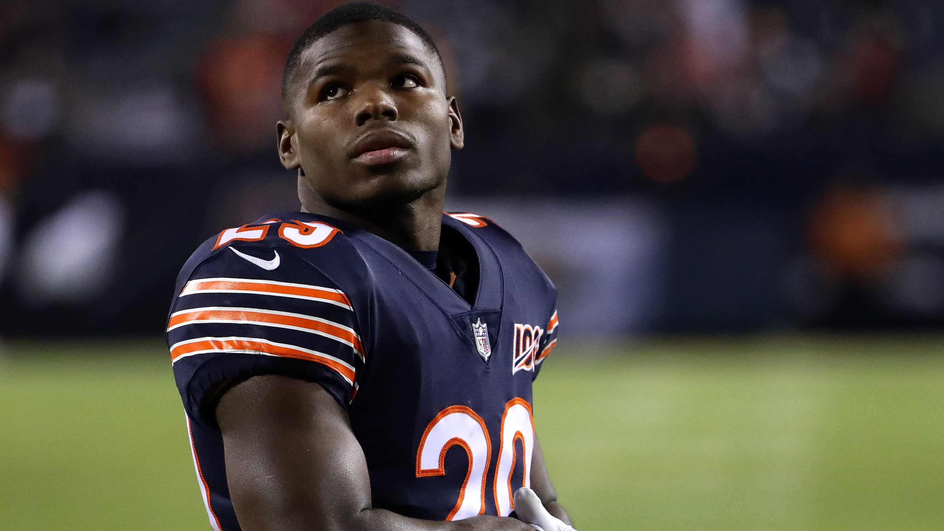 Chicago Bears running back Tarik Cohen (29) before an NFL football