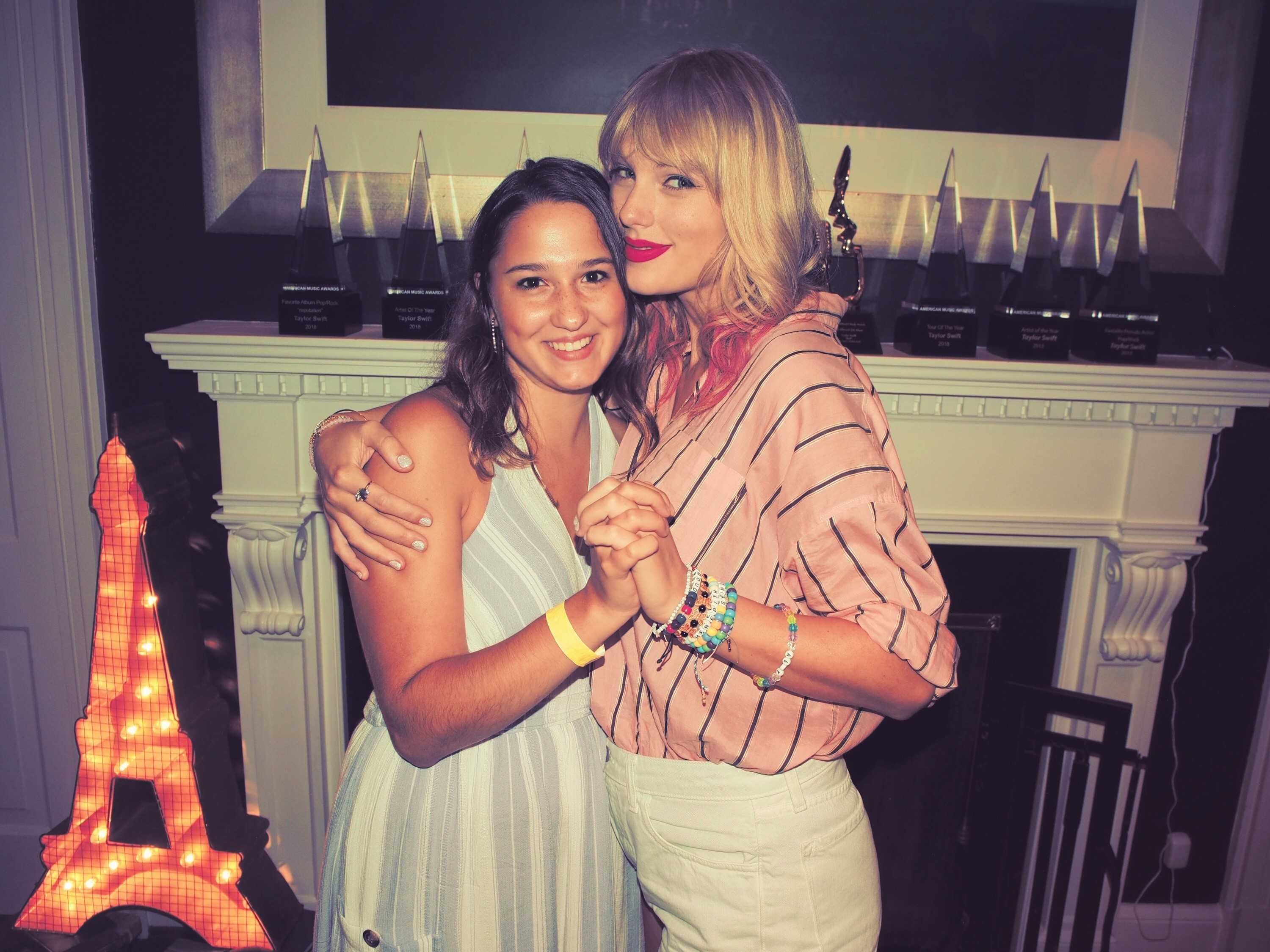 Taylor Swift superfan from NH meets her idol in secret session