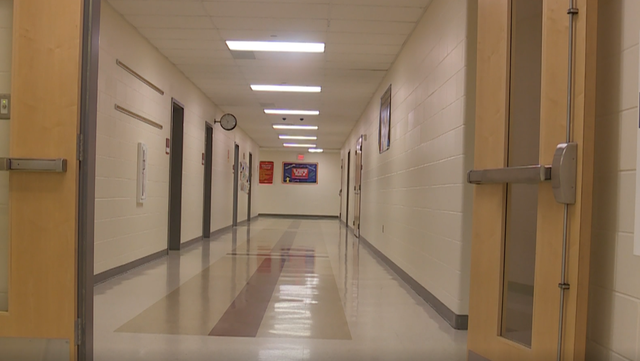 Greater Cincinnati school districts continue to make adjustments due to staff shortages - Vimarsana News