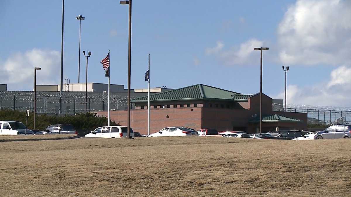 Inmate dies after being found unresponsive in cell at Tecumseh prison