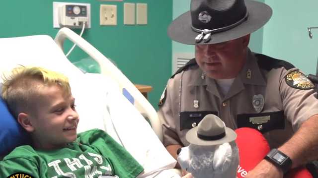 Kentucky State Police pays tribute to 75th anniversary with special trooper teddy bear discount - Vimarsana News