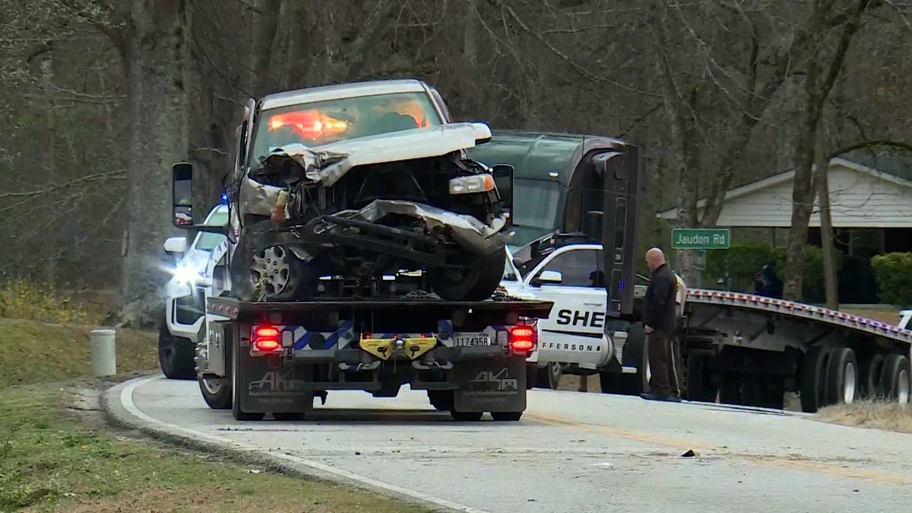 Teenager killed and several others injured in northern Jefferson County crash - Vimarsana News