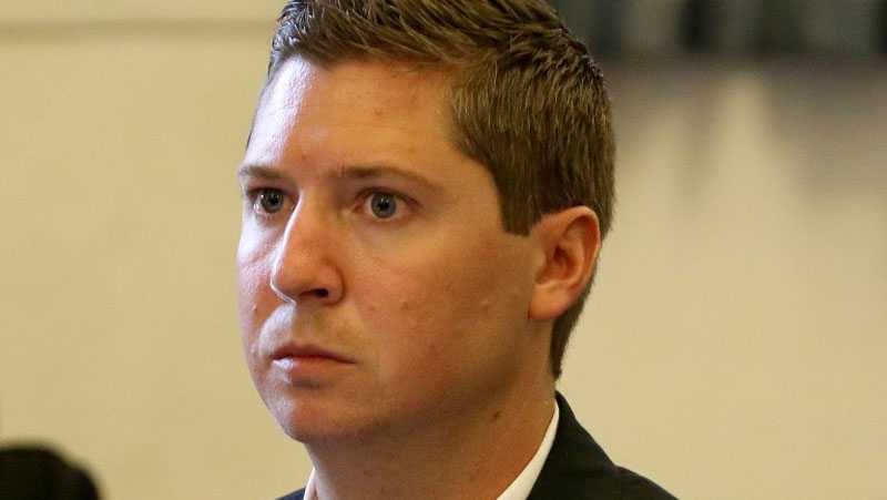 After 2 murder trials, Ray Tensing wants old job back as UC officer