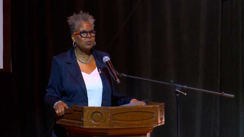 Teree Caldwell-Johnson, long time DMPS school board member dies after battle with cancer 