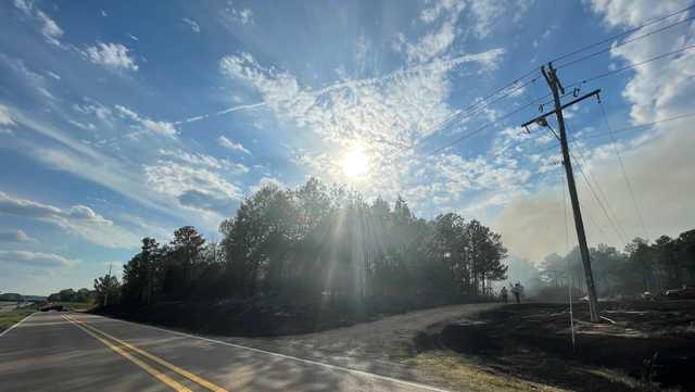 Large wildfire breaks out near Terry High School - Vimarsana News