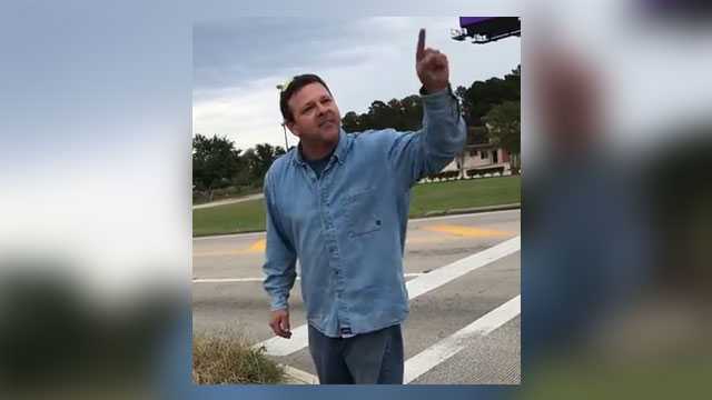 Jesus Rant Man rants at Confederate monument protesters: 'Jesus f------ hates you'