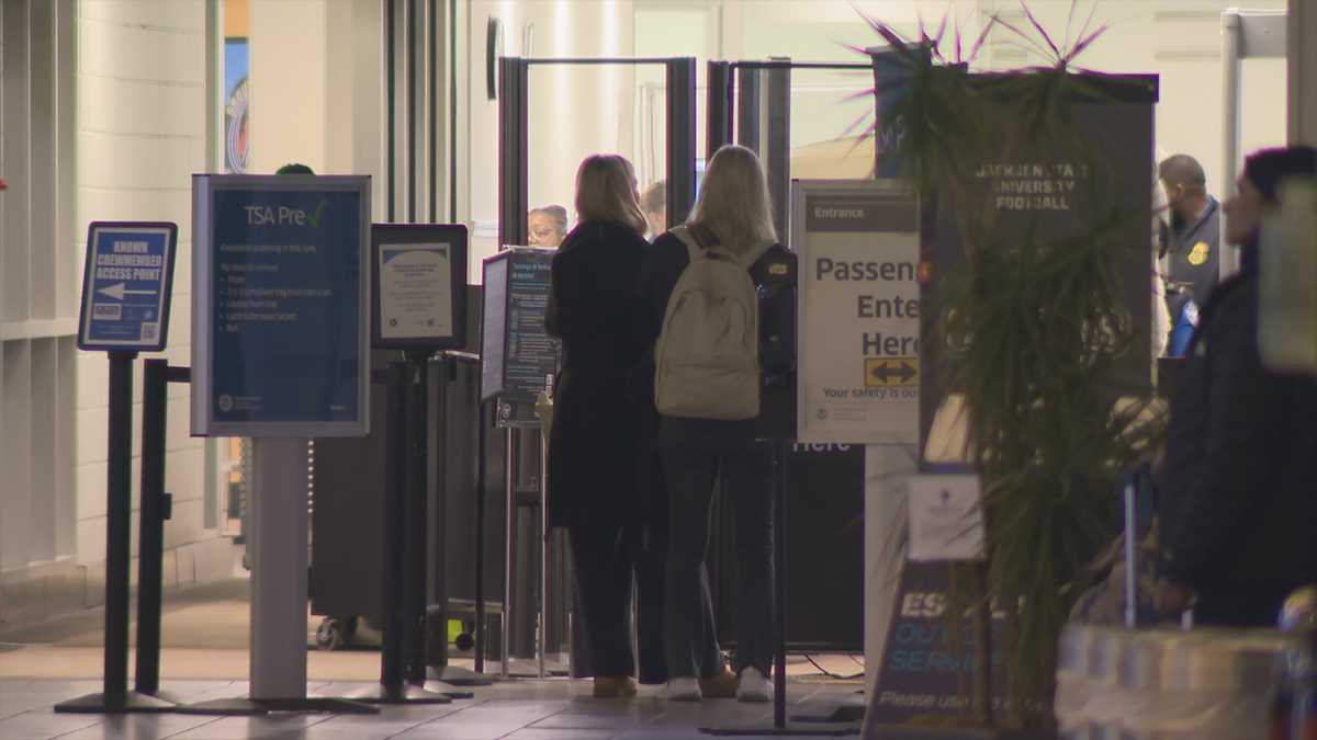 Thanksgiving travel tips: Patience and flexibility key at Jackson airport