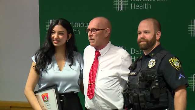 Cardiology fellow helps man suffering heart attack while driving - Vimarsana News