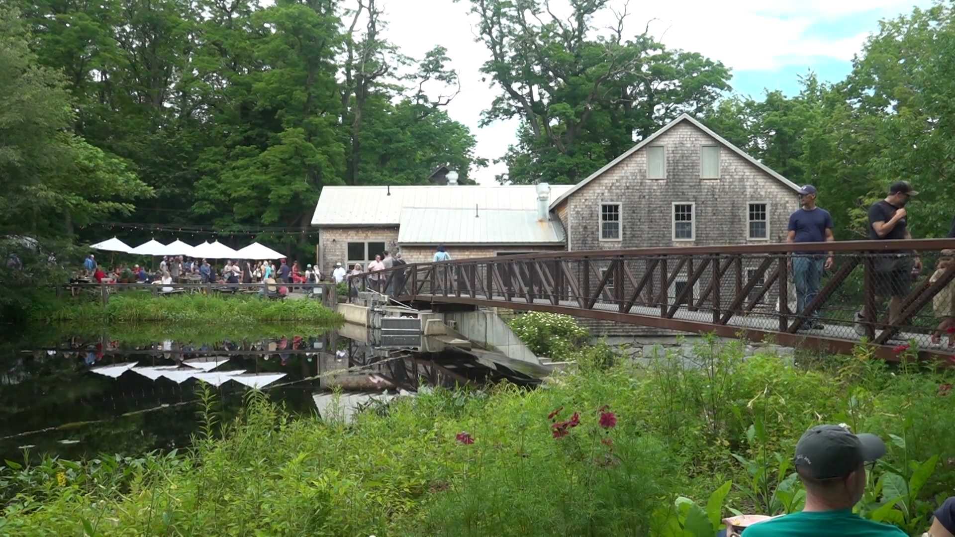 Elusive New England restaurant accepting postcard reservations - Vimarsana News