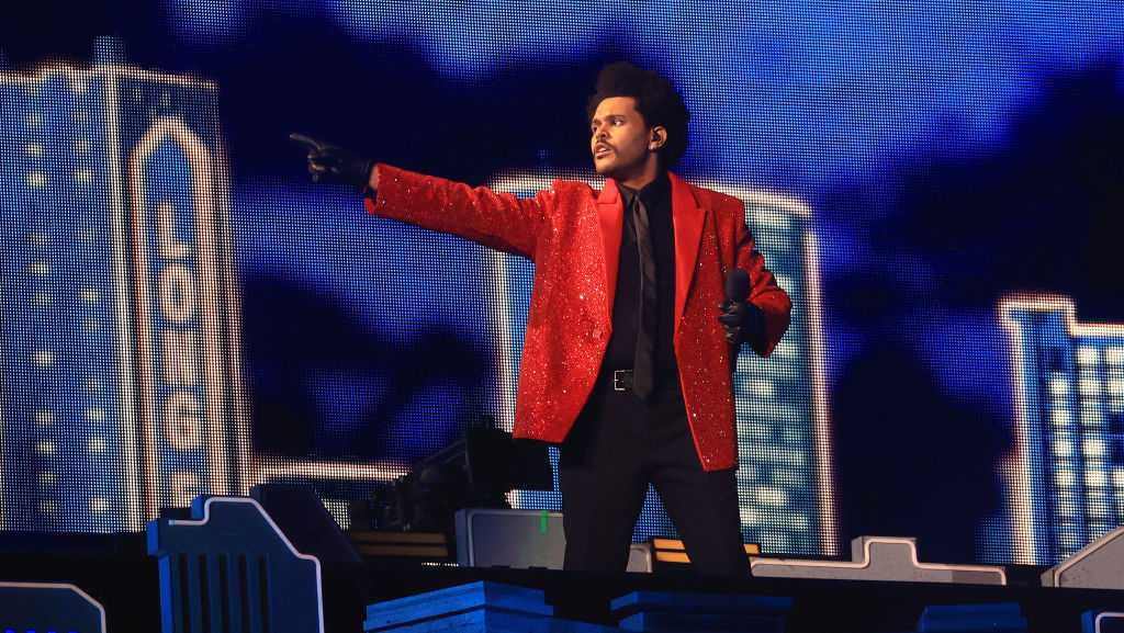 The Weeknd keeps energy high in his Super Bowl halftime show
