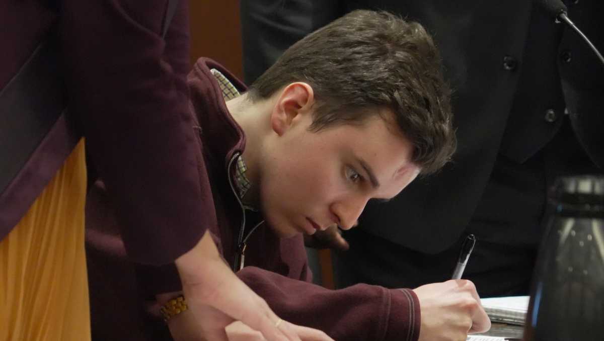 Teen pleads guilty to North Carolina mass shooting that killed 5